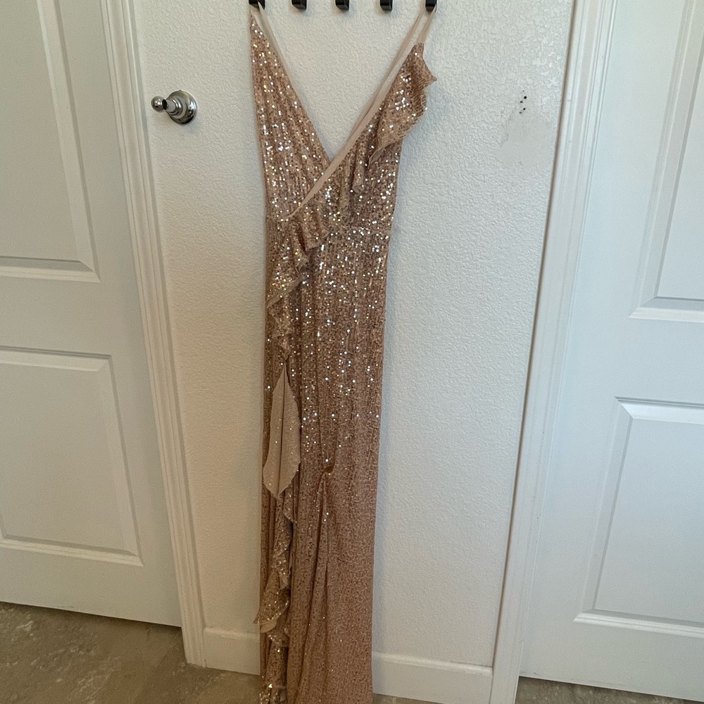 Maternity photo shoot sequin gown